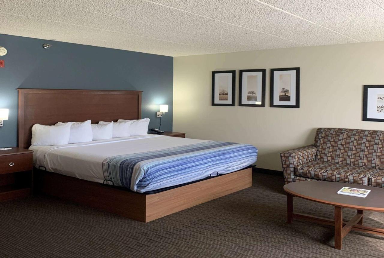 Americinn By Wyndham Windsor Ft. Collins Fort Collins Exterior photo