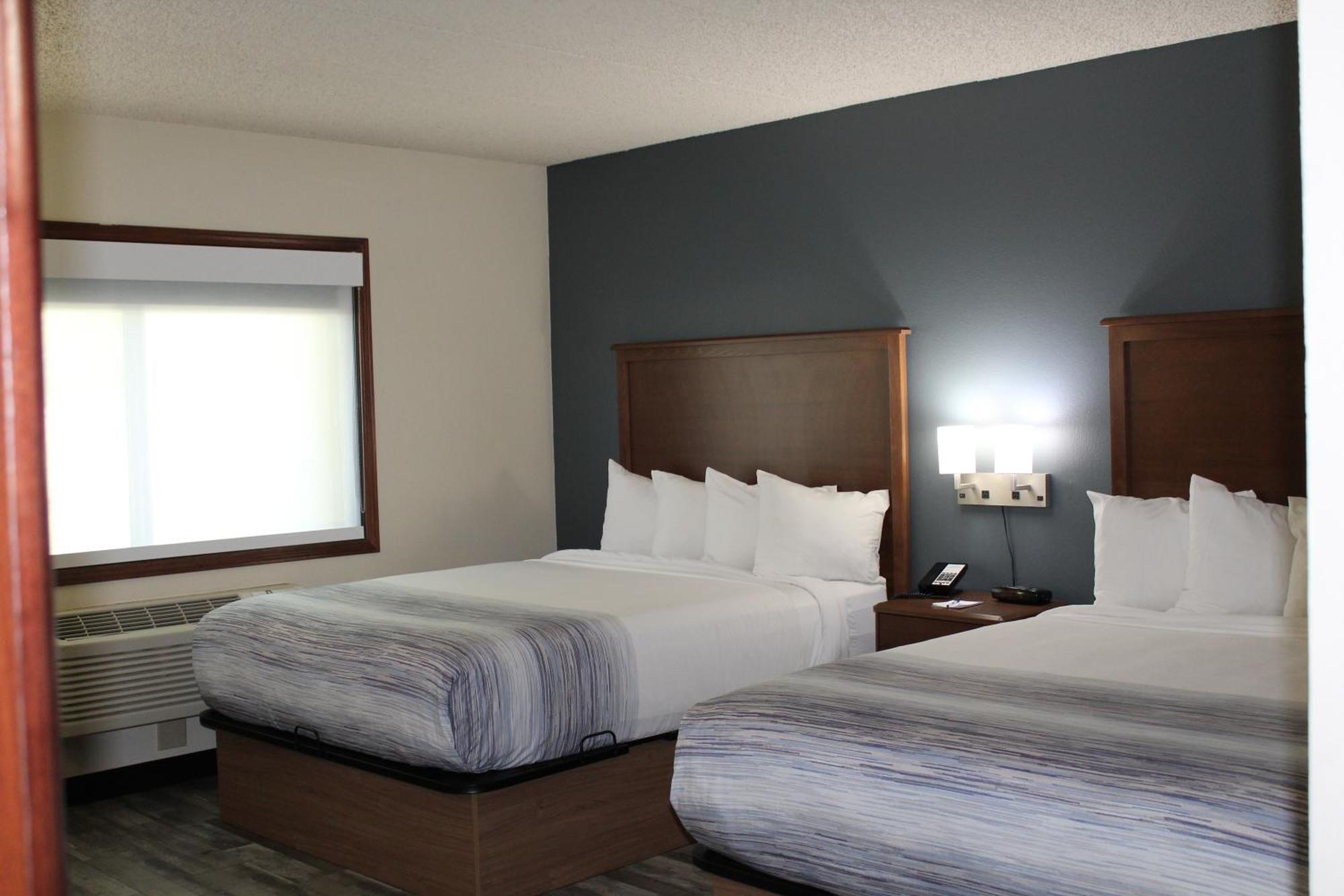 Americinn By Wyndham Windsor Ft. Collins Fort Collins Exterior photo