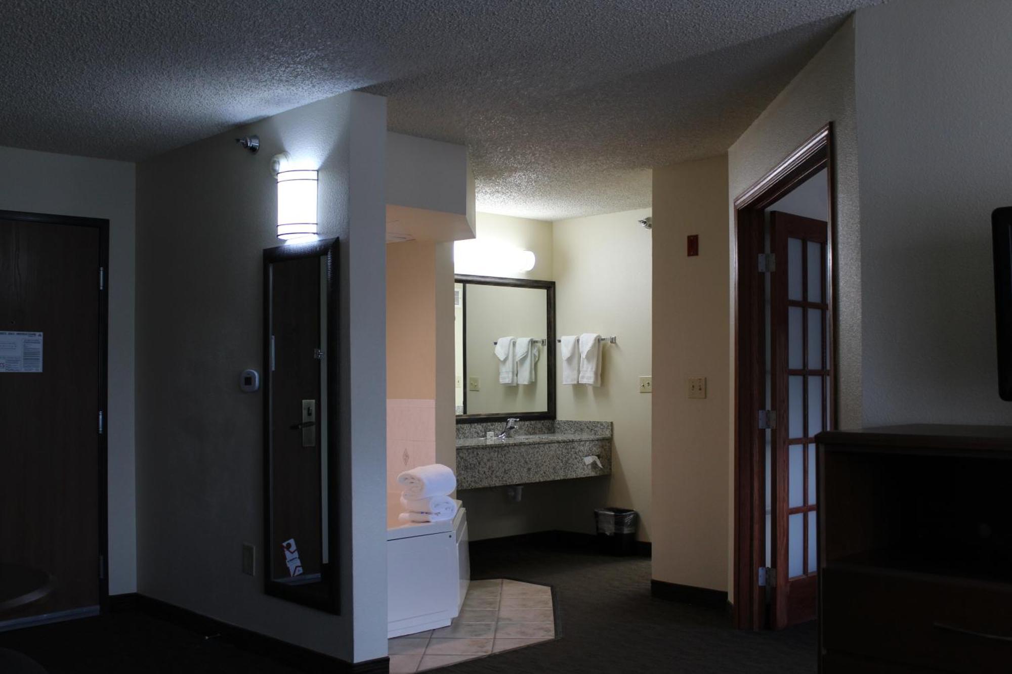 Americinn By Wyndham Windsor Ft. Collins Fort Collins Exterior photo
