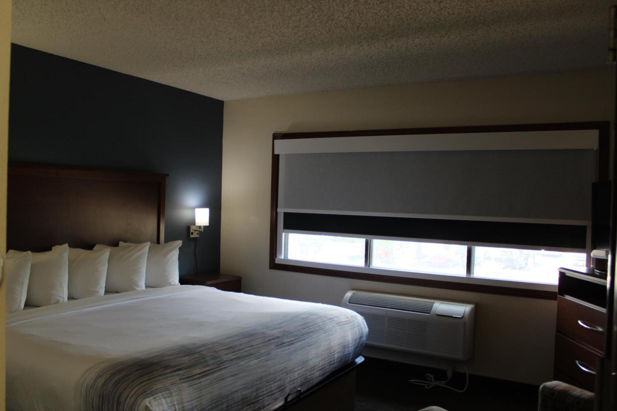 Americinn By Wyndham Windsor Ft. Collins Fort Collins Exterior photo